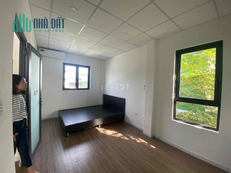 Cho thuê nhà phố cách Đại Học Việt Đức 500m