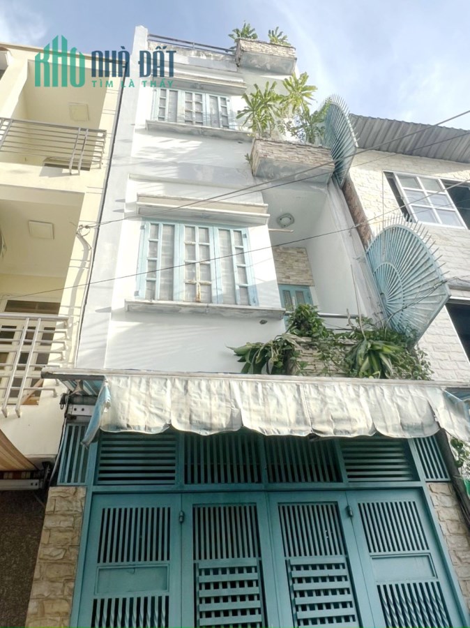 Nhà 3 tầng ô tô đậu trước cửa Tám Danh P4Q8. Giá 3,75 tỷ TL