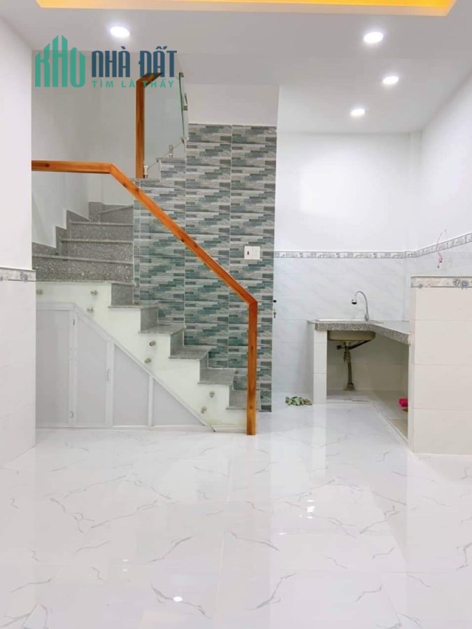 BÁN NHÀ MẶT TIỀN 5 TẦNG PHƯỜNG  13 Q10 - GIÁ BẰNG HẺM ÔTÔ 
NGANG 5 X14M .