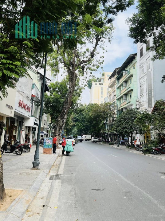 BÁN NHÀ MẶT PHỐ ĐỐNG ĐA NGÃ 6 XÃ ĐÀN Ô CHỢ DỪA KINH DOANH SẦM UẤT VỈA HÈ CỰC RỘNG 15.5 TỶ