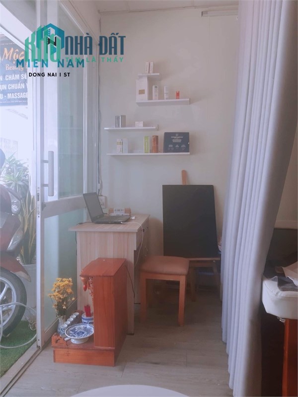 Vì nghỉ sinh em bé nên em cần sang lại tiệm Spa