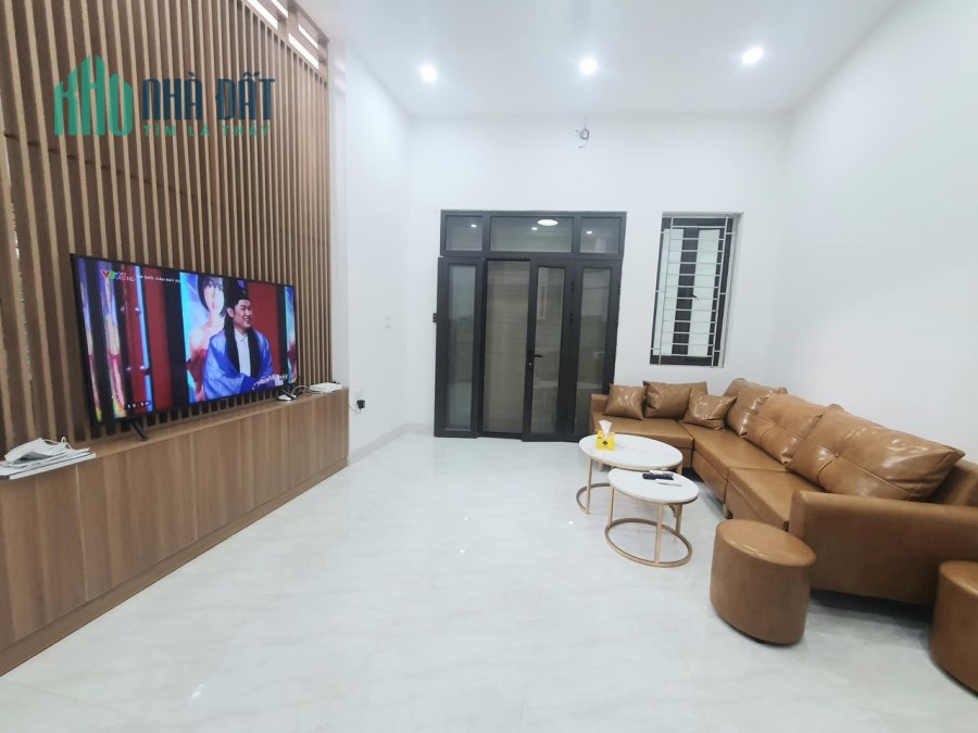 NHÀ ĐẸP ở ngay phường Phúc Đồng, 60M,5 tầng, ngõ rộng thoáng, giá nhỉnh 4 tỷ