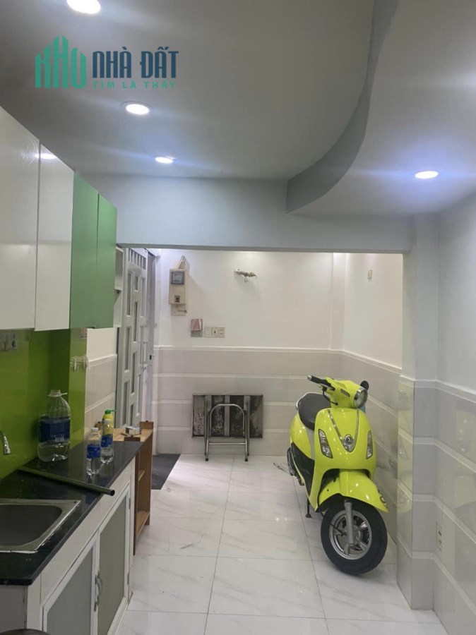 Bán Nhà Quận 5 Đường Bạch Vân, 16m2, 5 tầng