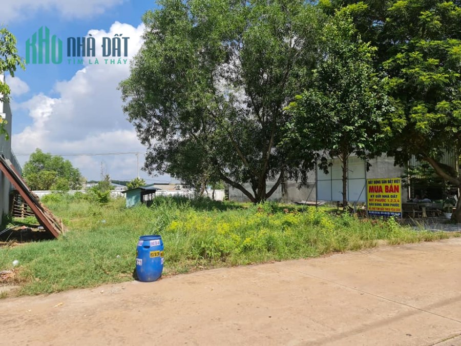Bán nhanh Lô J28 Mỹ Phước 3 Bình Dương dân cư đông đúc

Bán nhanh Lô J28 Mỹ Phước 3 Bình