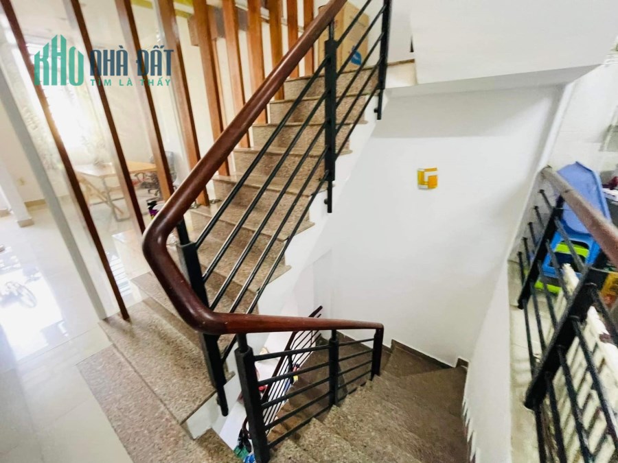 NHÀ 4 TẦNG - HXH - 66M2 - KHU AN NINH YÊN TĨNH - KÊT CẤU CHẮC CHẮN. 
KHÔNG LỘ GIỚI KHÔNG QUY HOẠCH.