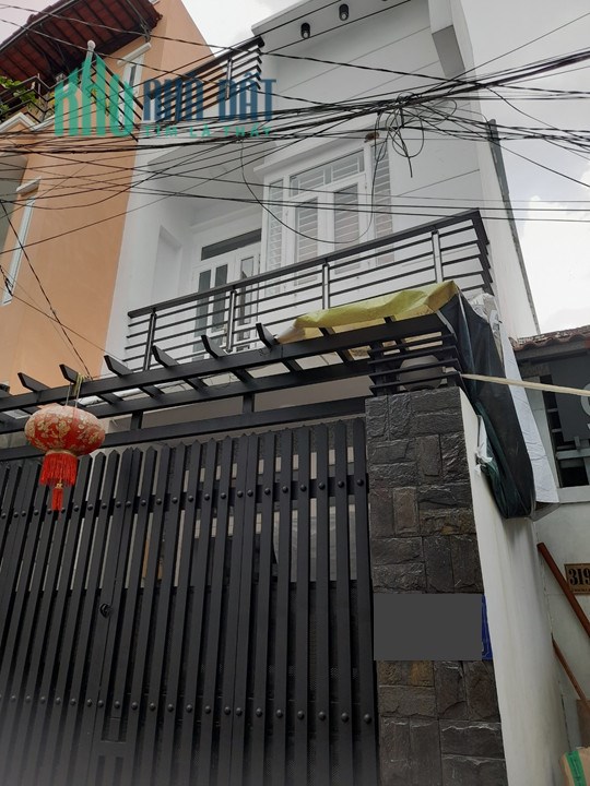 Nhà sát mặt tiền Lê Trọng Tấn , Tân Phú, 2 Tầng-95m2- xe hơi đỗ trong nhà , chỉ 7.45 tỷ