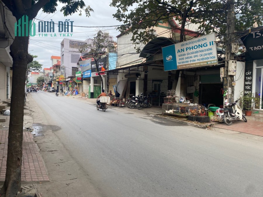 Cần tiền em bán nhanh căn nhà 3 tầng trục kinh doanh Cổ Điển Đường Trước đất rộng 15m
