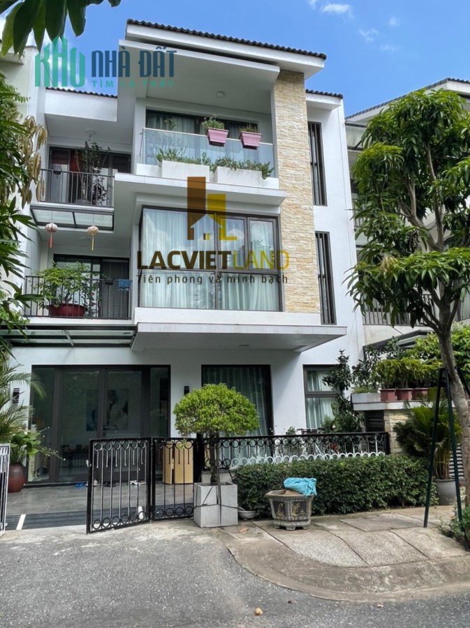 Cần bán gấp biệt thự liền kề Garden City Long Biên Hà Nội diện tích 144m2 giá 22 tỷ