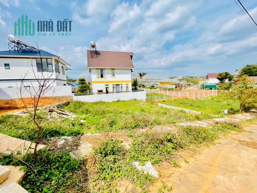 Cần bán đất nền Biệt Thự đường Đa Phú, Đà Lạt 210m2 giá 7.9 tỷ