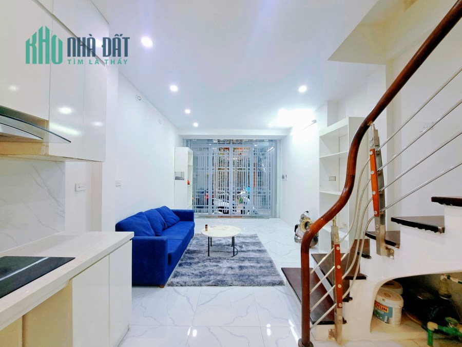 BÁN GẤP NHÀ HOÀNG HOA THÁM 33M 5 TẦNG MT 3.6M LÔ GÓC 40M RA PHỐ MỚI ĐẸP