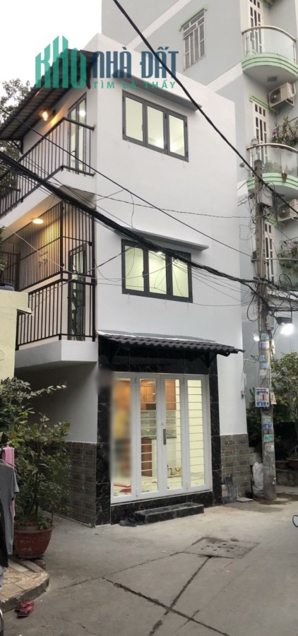 Nhà nhỏ xinh đường Nguyễn Duy P9Q8. Giá 2,19 tỷ.