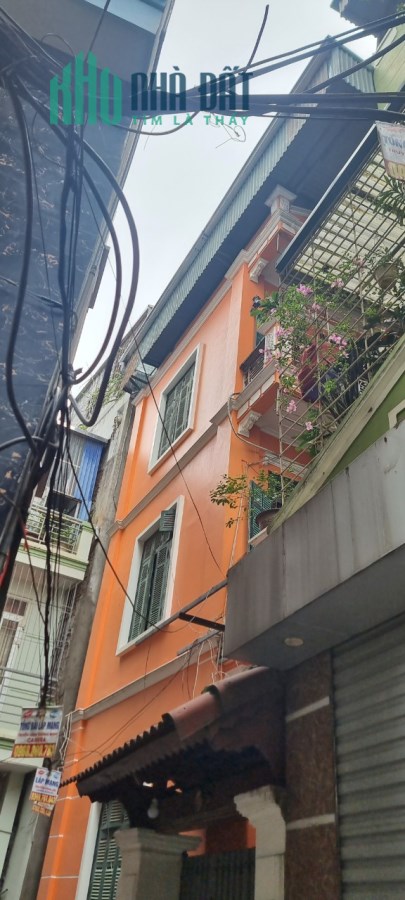 BÁN NHÀ NGÕ HỒ LINH ĐÀM 35M X 4 TẦNG CÁCH CHỢ 100M TẶNG NỘI THẤT