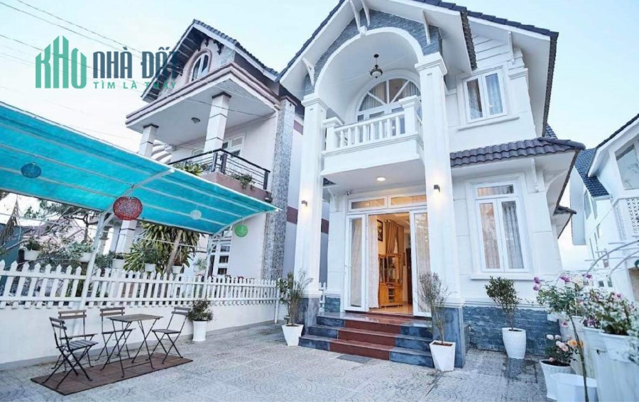 Bán biệt thự sân vườn Phường 7 Đà Lạt 316m2 chỉ 18,5 tỷ