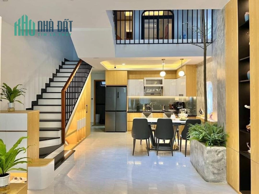 Bán nhà phố Hoàng Liệt, Linh Đàm, 39m, 4 tầng, lô góc , ô tô đỗ cổng