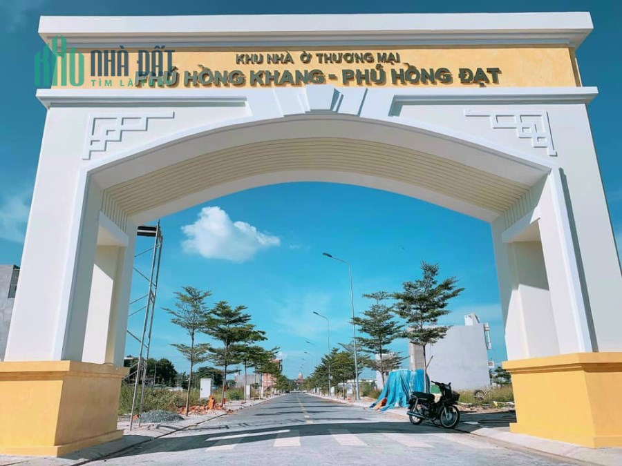 Đất thổ cư 60m2 đường D6 KDC Phú Hồng Khang gần chợ Phú Phong.