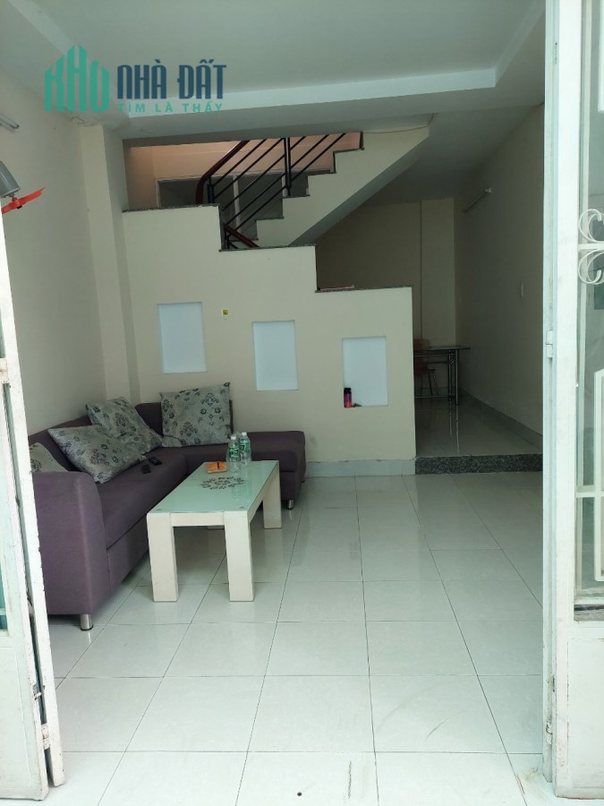 Bán nhà 2 tầng hẻm Bùi Minh Trực p5q8 giá chỉ 3.98 tỷ.