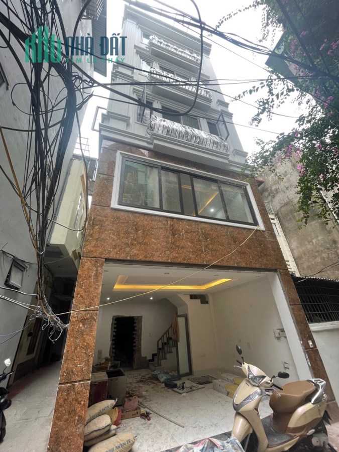 Ô TÔ ĐỖ CỬA, CÁCH 1 NHÀ RA Ô TÔ TRÁNH, 30M RA MẶT PHỐ NGUYỄN VĂN CỪ, NHÀ MỚI ĐẸP ĐÓN TẾT