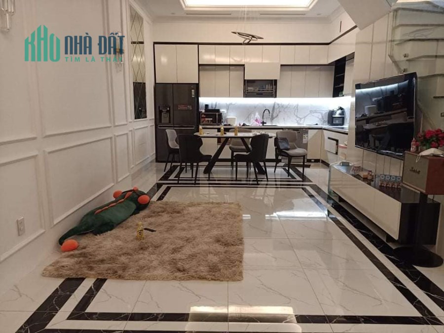 Cuối năm bán nhà 42m, 5 Tầng, MT 4,1m PL Cán Bộ Trần Phú,  Ô Tô 5m-  Kinh Doanh