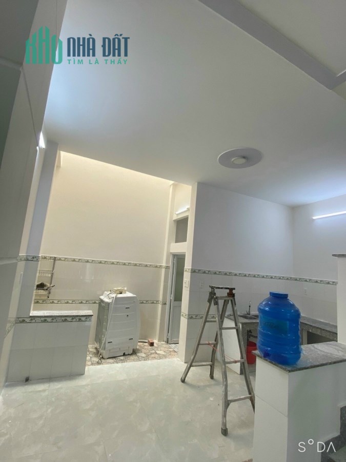Nhà quận 12 HXH-60m2 ngang 4m nở hậu 5m chỉ 3.9 tỷ TL