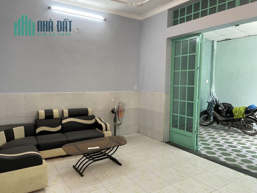 Chính Chủ cần bán gấp căn nhà 60M2 ( 5*12 ) - CHỈ 1.7 Tỉ - GIÁ RẺ BẤT NGỜ - THẠNH XUÂN QUẬN 12.