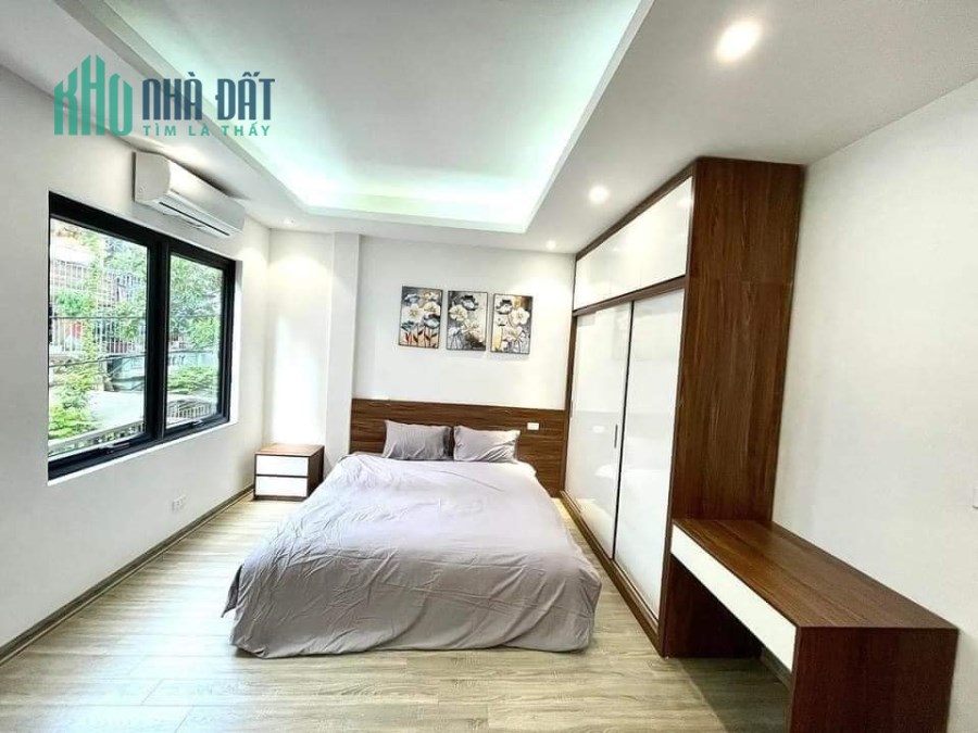 BÁN NHÀ 5T MỚI XÂY ĐẸP Ô TÔ TRÁNH,2 MẶT NGÕ NGUYỄN KHÁNH TOÀN NHỈNH 3 TỶ