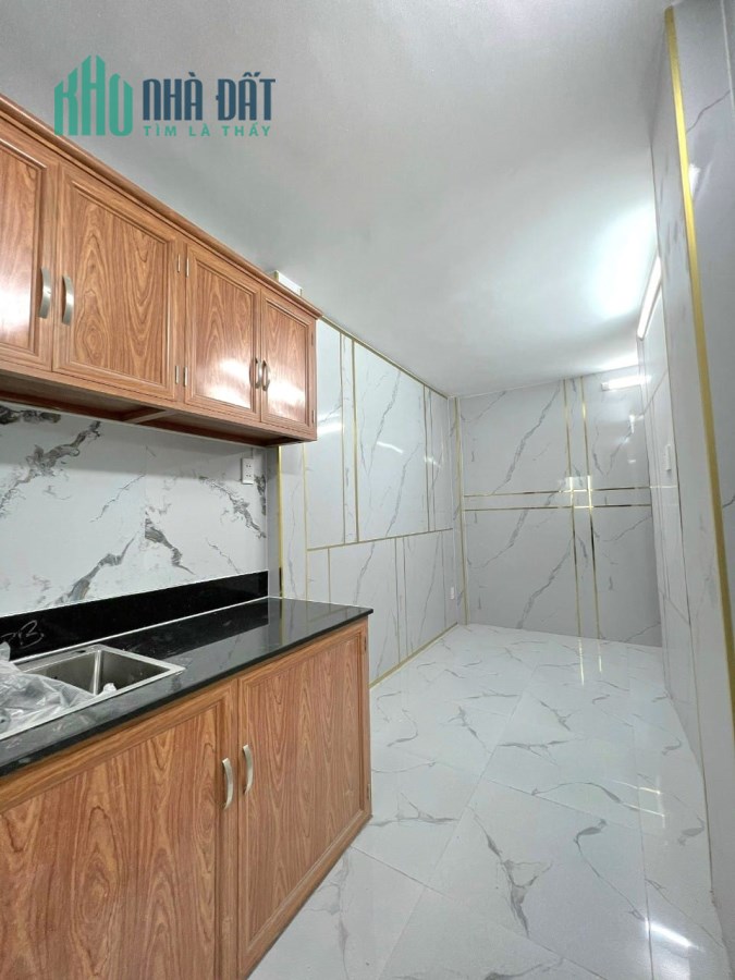 BÁN GẤP NHÀ Q.4 TÔN THẤT THUYẾT, DTSD 42M2, NHỈNH 1 TỶ