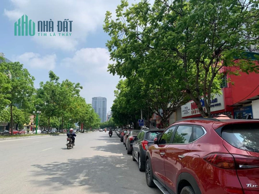 Bán nhà mặt phố Dương Quảng Hàm, Cầu Giấy, Kinh doanh, ôtô tránh, 101m2x6tầng - giá 23tỷ hơn