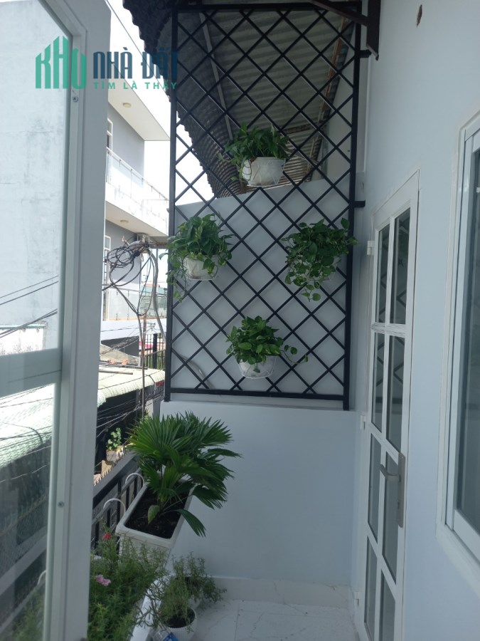 Bán nhà HXH 10m Bình Phú, 38m2, 2 tầng, nội thất xịn, giá rẻ