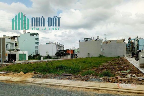 Siêu Vip! MT Lê Văn Hiến, 320m2, 9x35, 6 làn oto, nhỉnh 21 Tỷ, thương lượng.