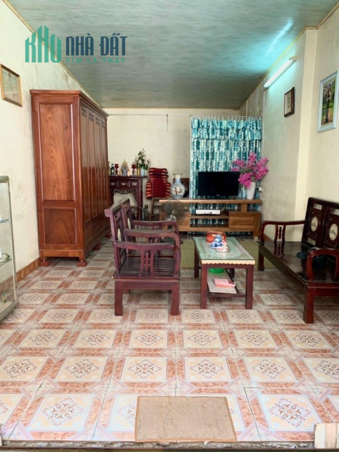 - HÀNG NÓNG.NHÀ VỊ TRÍ ĐẸP Ô TÔ ĐỖ CỬA KINH DOANH OK TRONG NGÕ 319 ĐÀ NẴNG.
- Dtmb 40m2 x 1,5