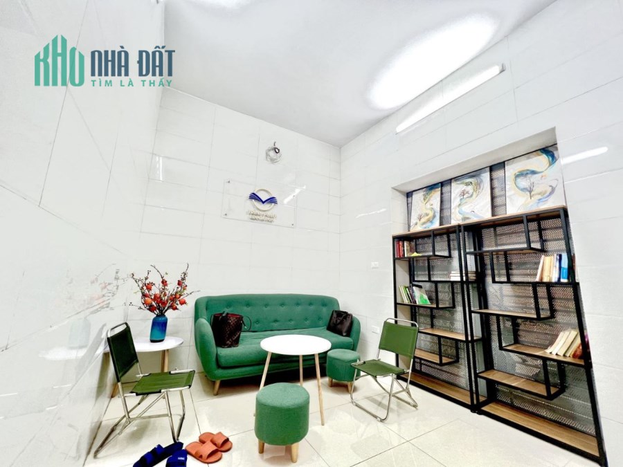 HIẾM HIẾM HIẾM NHÀ ĐẸP Ở NGAY phố Tôn Đức Thắng Đống Đa 30m2 4 tầng ngõ thông 0966037496