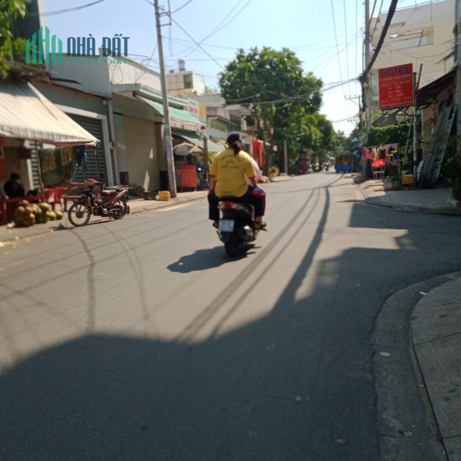 Bán nhà có 3 lầu phường Tây Thạnh - Tân Phú - Nở hậu tài lộc, Ở ngay