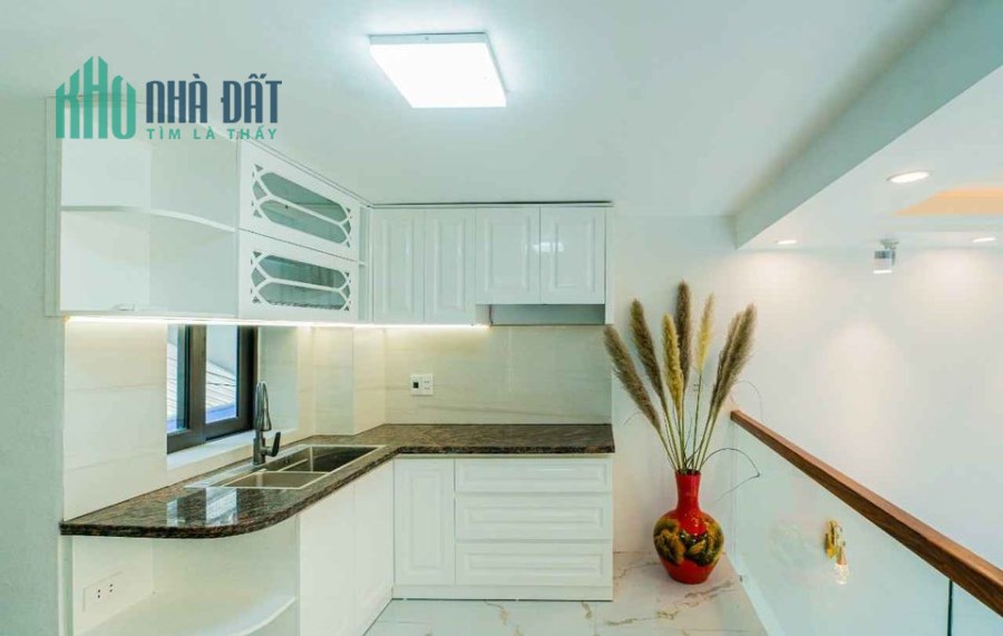Bán Nhà Mặt Đường Tại Nam Định