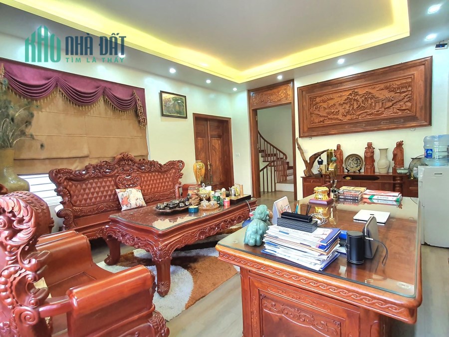Bán nhà âu cơ tây hồ, 72m2, 3 tầng, ô tô tránh, 2 thoáng, 12 tỷ.
