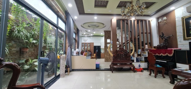 VIP LINH CHIỂU TRUNG TÂM THỦ ĐỨC 
NHÀ MẶT TIỀN KINH DOANH ĐA NGÀNH NGHỀ