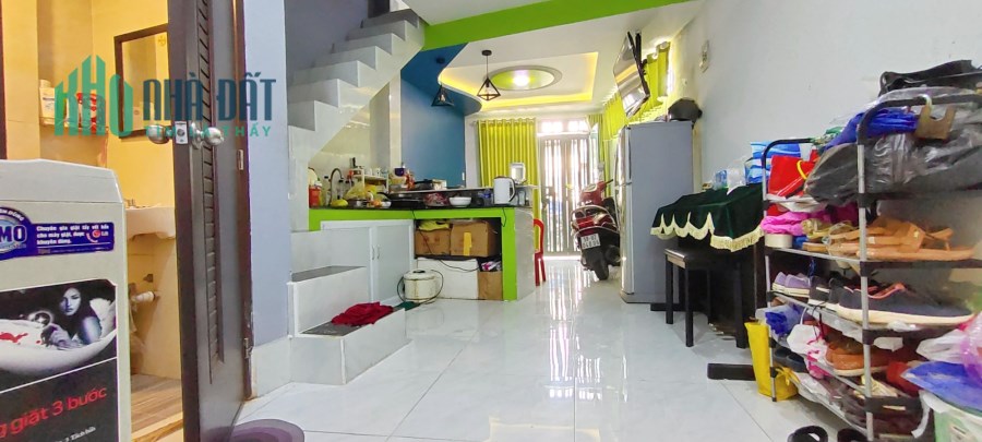 GIẢM GIÁ BÁN GẤP TRONG TUẦN-37M2-HXH-Giá chỉ 3 Tỷ 7 Lạc Long Quân, Quận 11