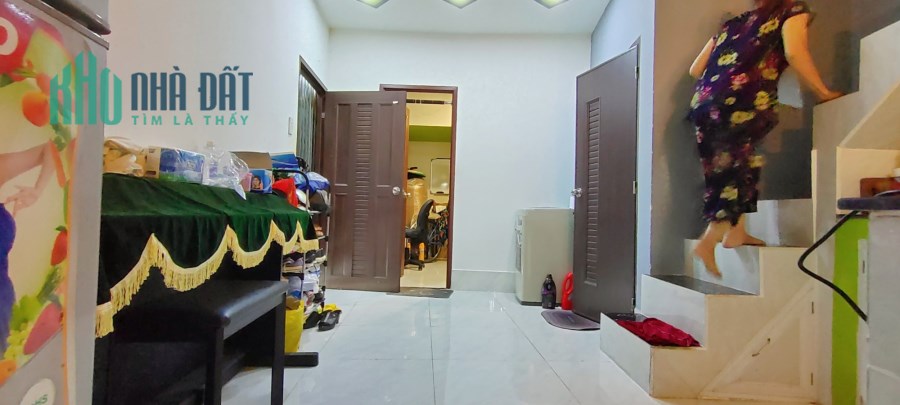 Bán nhà HXH Quận 11-Lạc Long Quân-37M2-GIẢM GIÁ BÁN GẤP chỉ 3 Tỷ 7