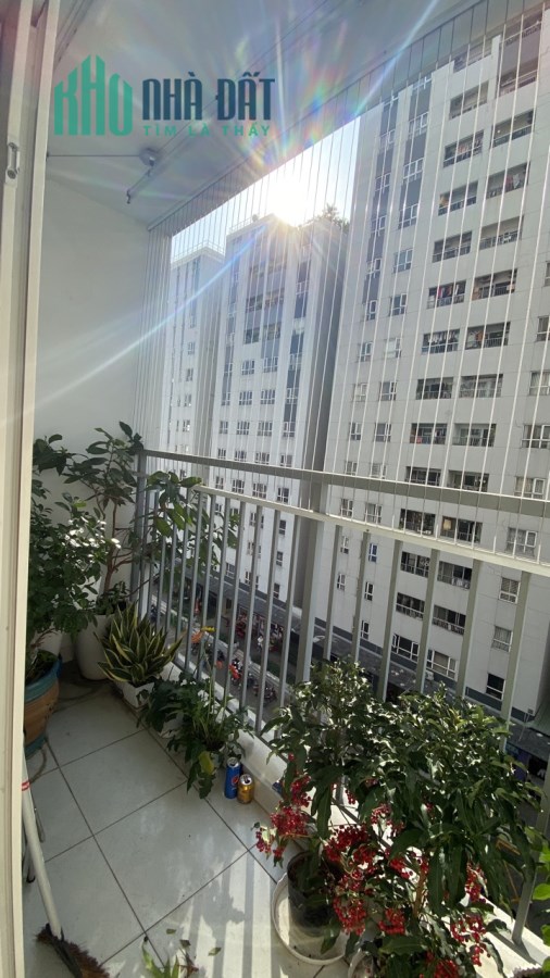 Giá tốt chung cư Oriental Plaza, Tân Phú, 90m2.