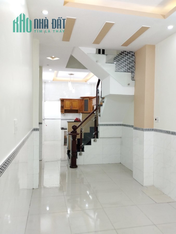 Nhà mới 4 tầng hẻm thẳng,thông đường Nguyễn Chế Nghĩa P12Q8