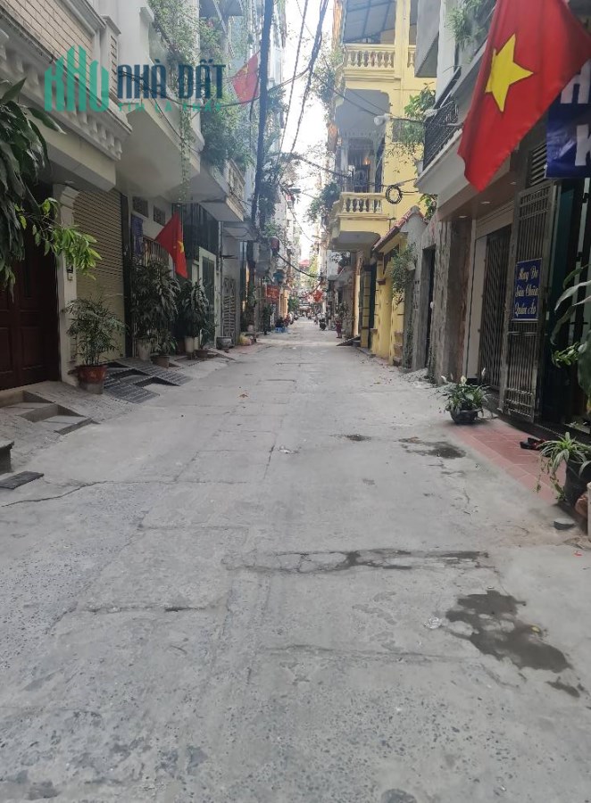 PHÂN LÔ BÀN CỜ-  60M2X5T, MT5M - 7 CHỖ TRÁNH - VÀO NHÀ - KINH DOANH TỐT - GIÁ 10 TỶ