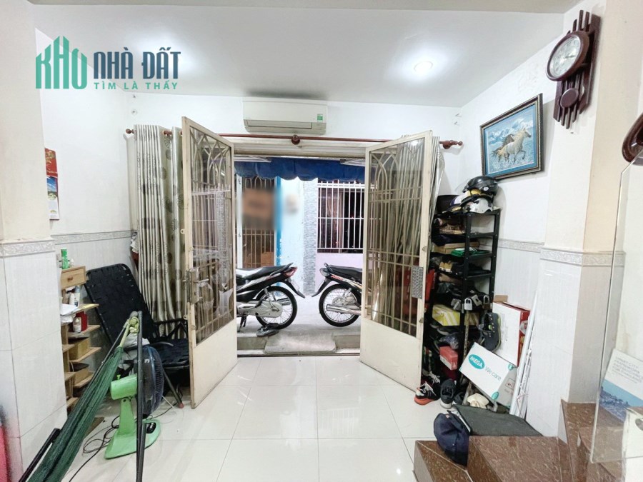 Nhà bán Căn góc Hẻm 231 đường Dương Bá Trạc P1, Quận 8