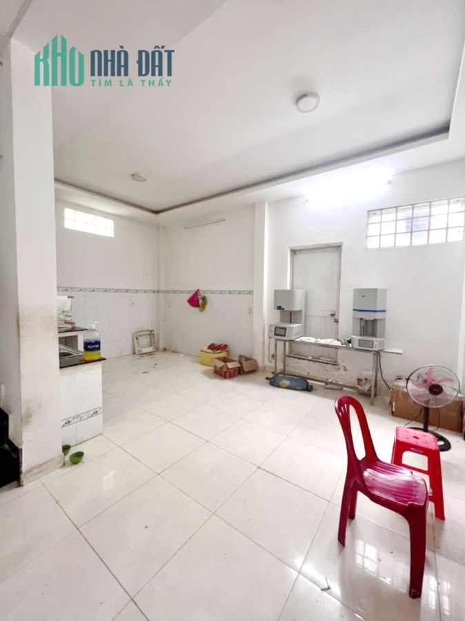 Cho thuê NNC hẻm 1287 Phạm Thế Hiển P5 Q8. Giá 10 triệu