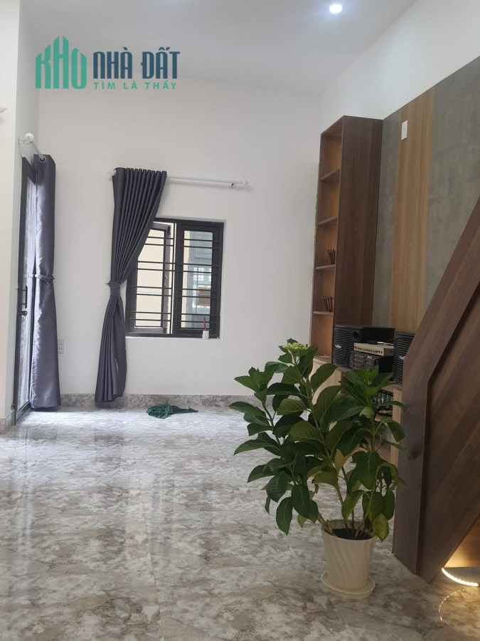 1,9 có ngày nhà 2 tầng 2 pn ngày trung tâm quận Hải Châu