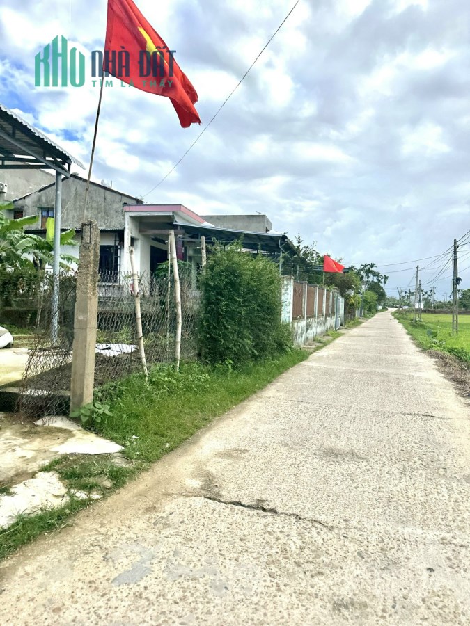 HOT:Cần bán lô đất tại tỉnh Quảng Nam với giá 900tr