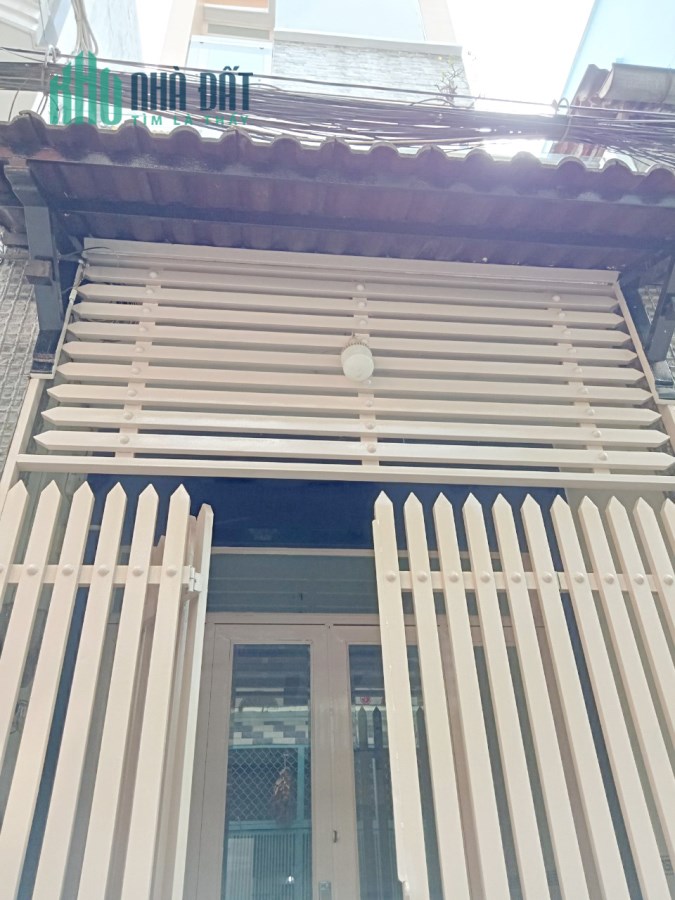Nhà đẹp mới 4 tầng hẻm thẳng, thông đường Nguyễn Chế Nghĩa P12, Q8