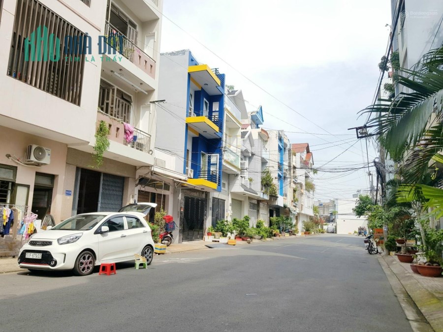 Bán nhà hẻm 10m thông Nguyễn Quý Anh, DT 4x16m, Cấp 4 gác, Gía 6.8 tỷ TL
