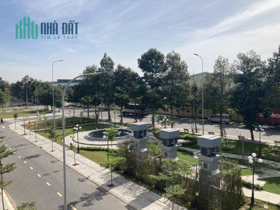 Bán lô đất thổ cư ngay chợ thông dụng, ngay cổng vsip1 sổ sẵn