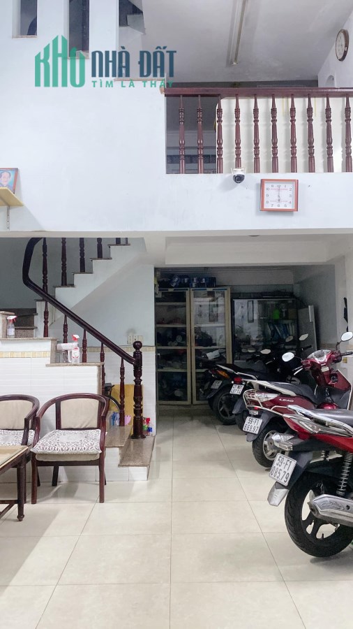 Bán Nhà Nguyễn Sơn Tân Phú, DT 56m2, NGANG 4.2x13.5m, Chỉ 3 Tỷ Nhỉnh