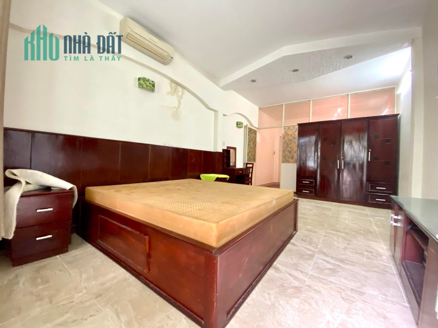 Nhỉnh 5 tỷ HẺm Ô tô Trần Văn Quang Tân Bình,52m2,3 tầng,Ngang gần 4m, Vuông Nở Hậu.