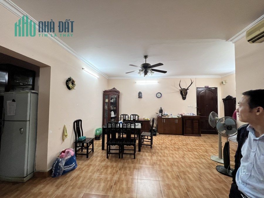Siêu hót, Chung cư Trung hòa nhân chính DT 116m 3PN giá 3.9 tỷ